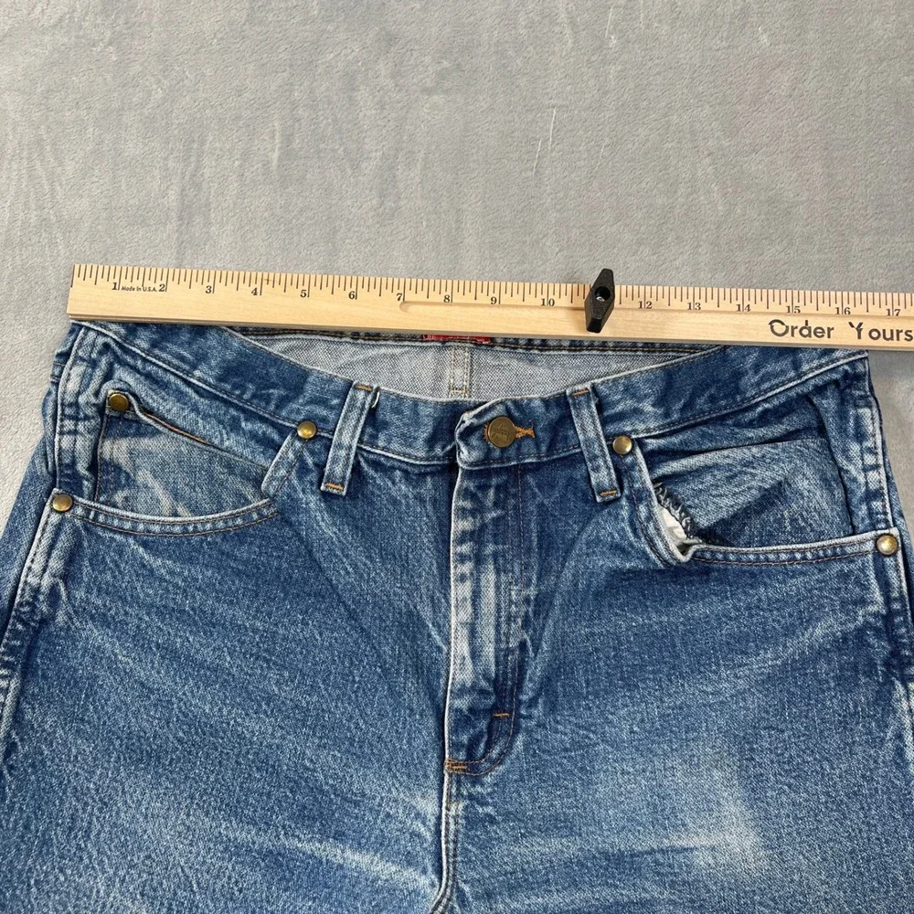 Wrangler Jeans Mens 34x32 Straight Leg Casual Work Slim Fit Blue Denim